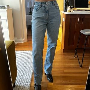 ABERCROMBIE & FITCH Curve Love Ultra High Rise 90s Straight Jean | size: 27